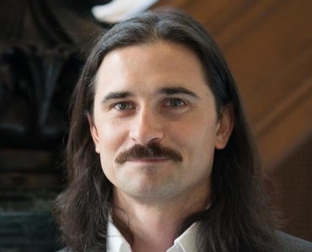 Ian Phillips headshot