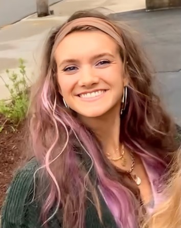 caroline photo